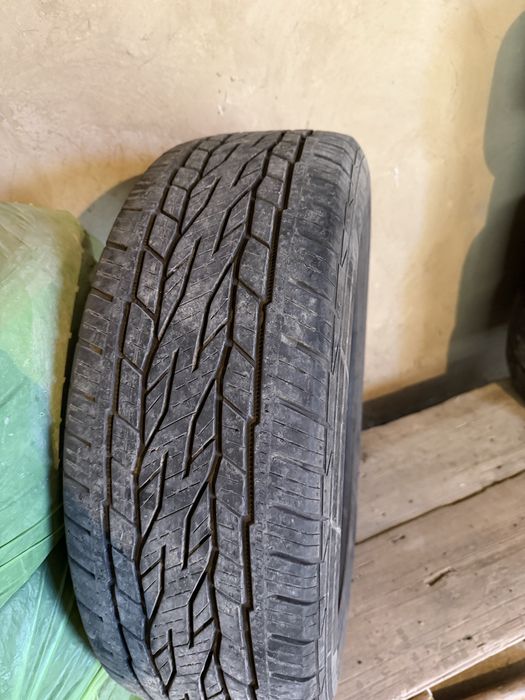 Летние автошины. 215. 60. R17.