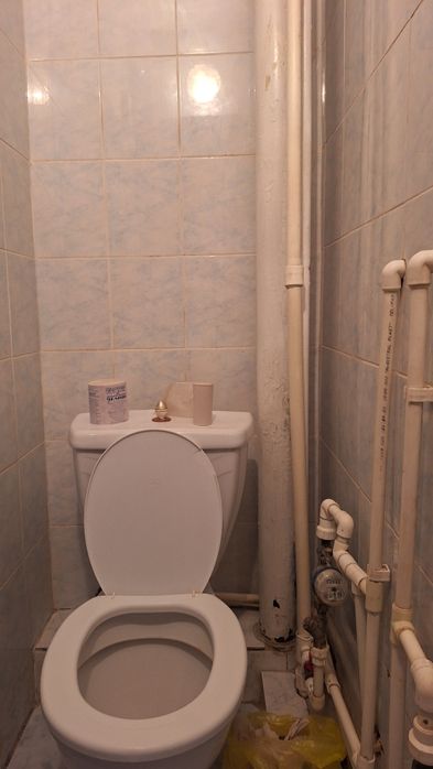 Сам 2 комнатную квартиру