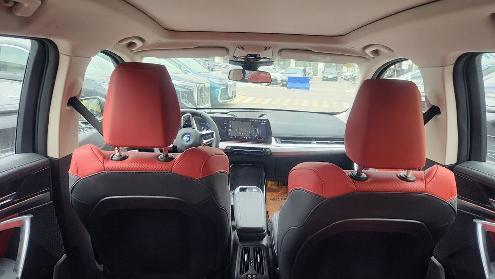 Bmw ix1 e Drive 25 L 2025 новая в наличии