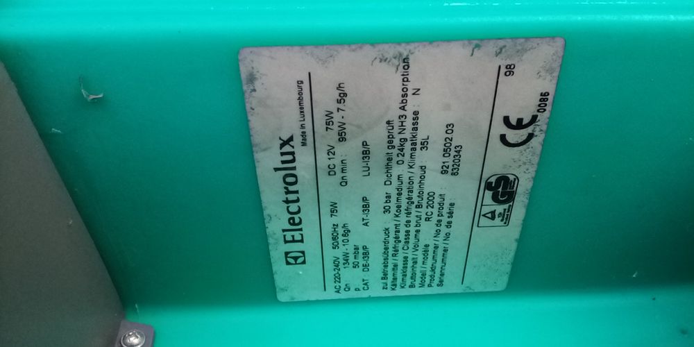 Congelator /Frigider trivalent auto, camping, rulotă