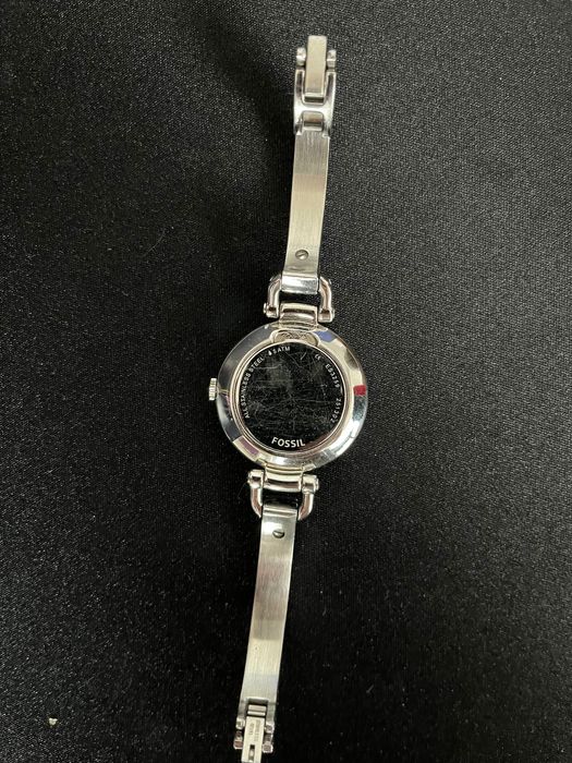 Vand ceas dama fossil alb ecran spart