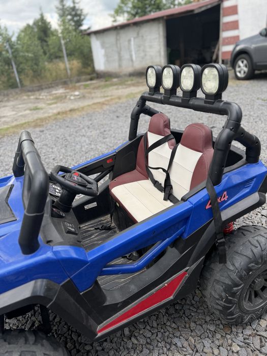 Masinuta electrica pentru copii