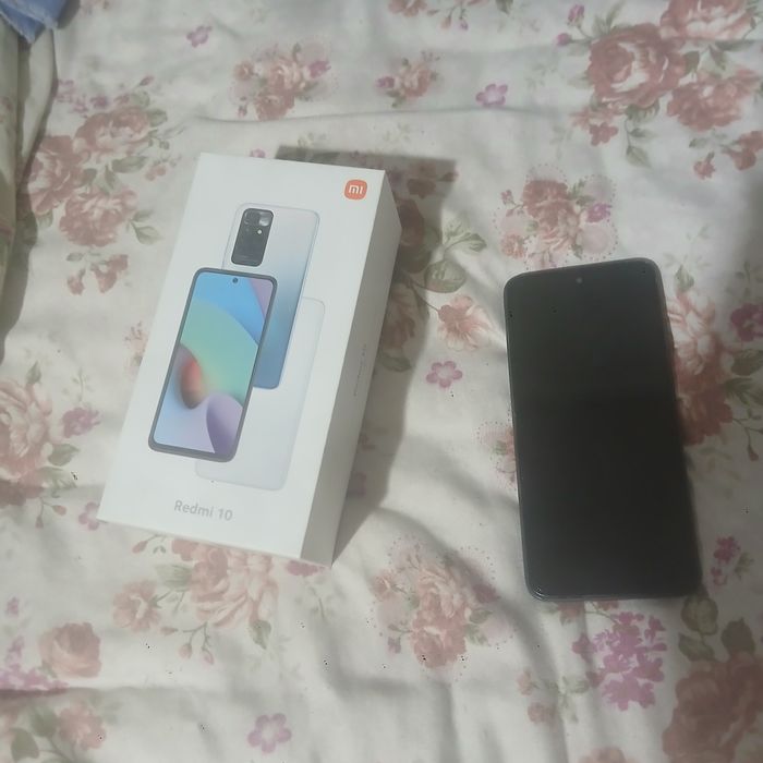 Телефон Redmi 10