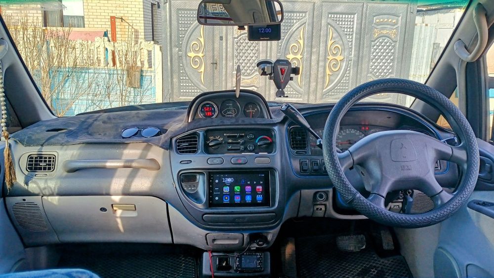 MITSUBISHI delica  булка