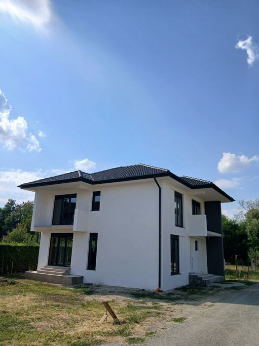Casă modernă P+1 de vânzare în Șelimbăr – 120 mp utili, teren 275/450mp