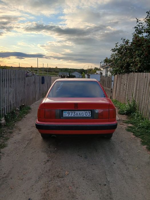 Ауди C 4 ,1993 года