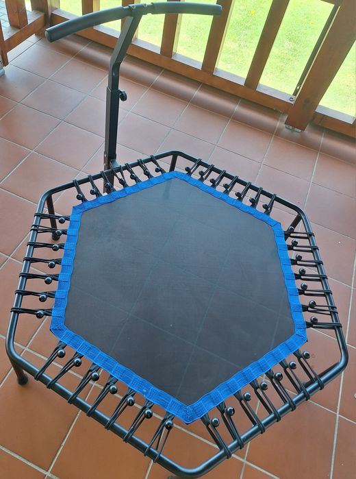 Trambulina Fitness Hexagonala, Maner, Cadru Solid, 125 x 104 x 31 cm, Albastra