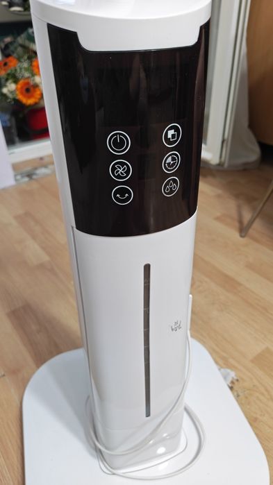 Ventilator cu pulverizator apă