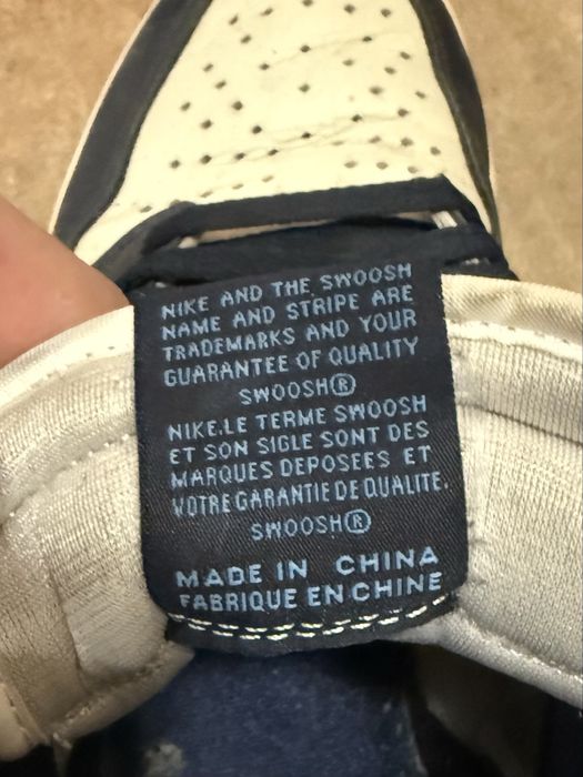 Air Jordan 1 Retro High “Obsidian”