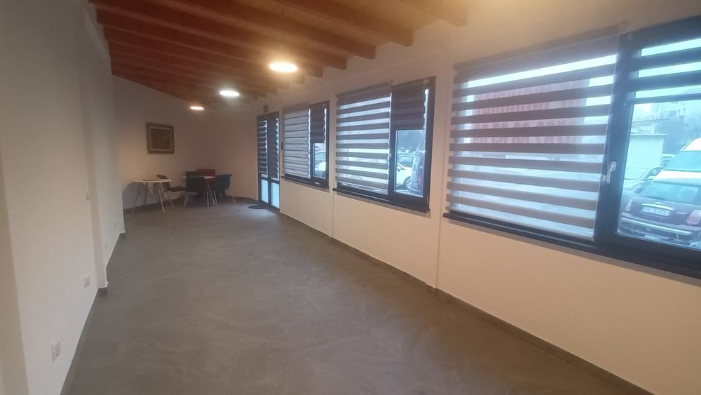 Inchiriez vând spațiu comercial piață general