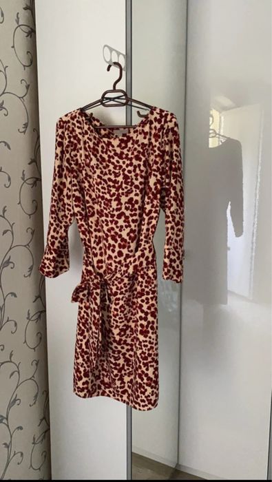 Rochie office in culorile toamnei cu croiala in A, marime 44, H&M