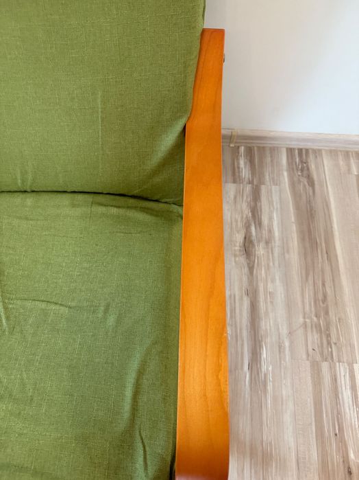 Scaun Balansuar de Interior – Verde cu Lemn Cireș, Aproape Nou.