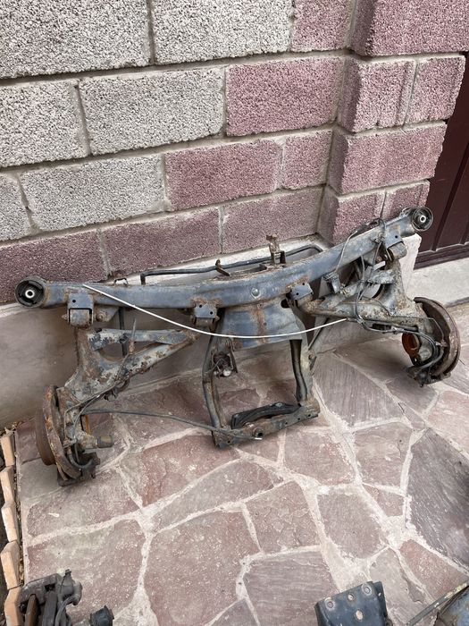 Задняя балка на BMW e34