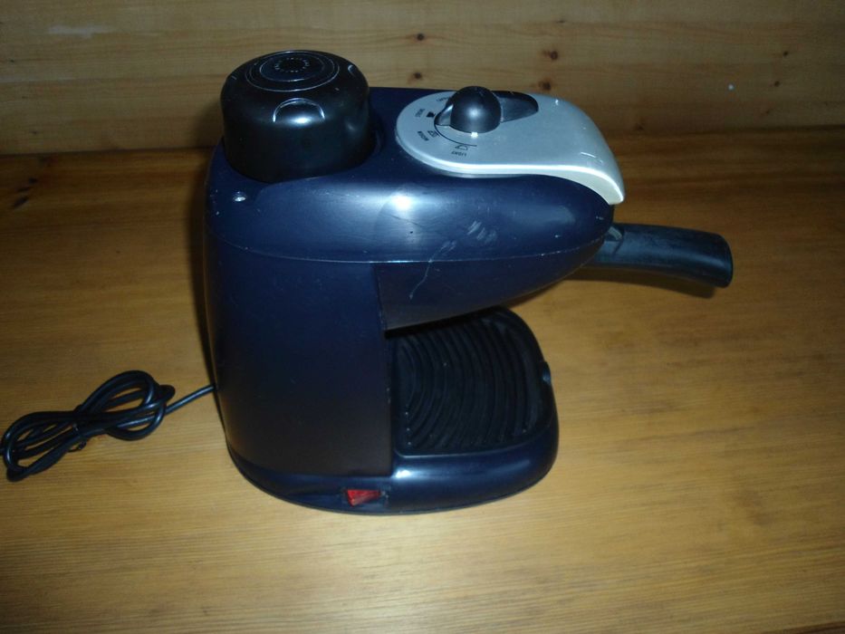 Кафе машина  Delonghi / за части /