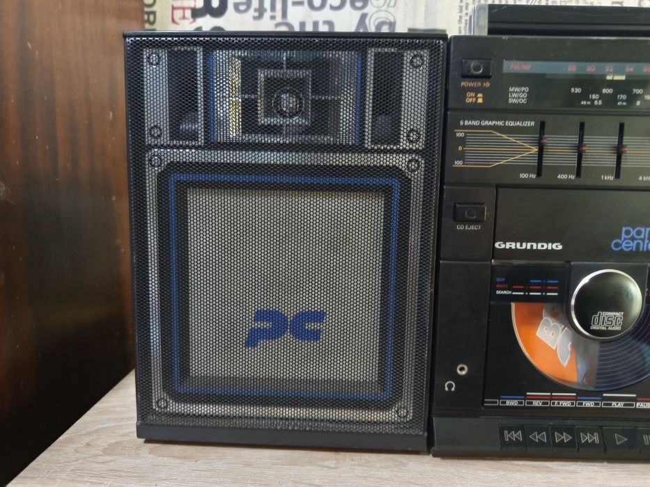 Касетофон "Grundig"Party Center 3100 CD