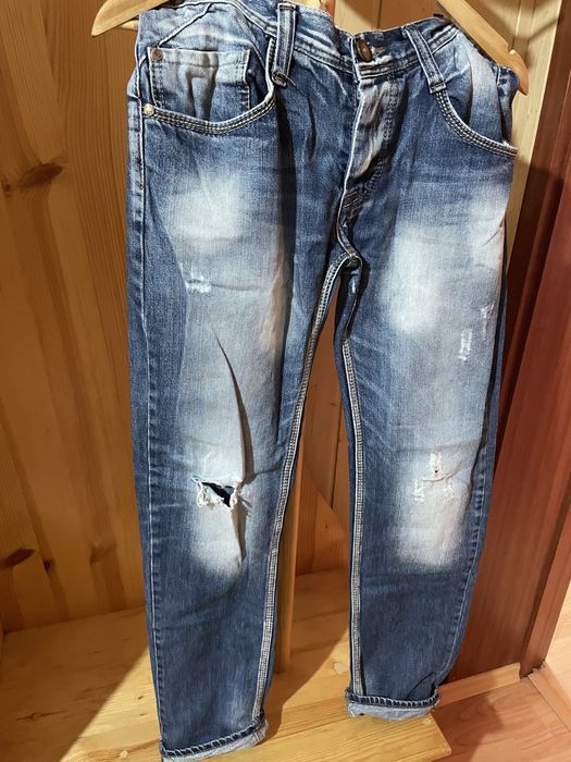 Дънки            .