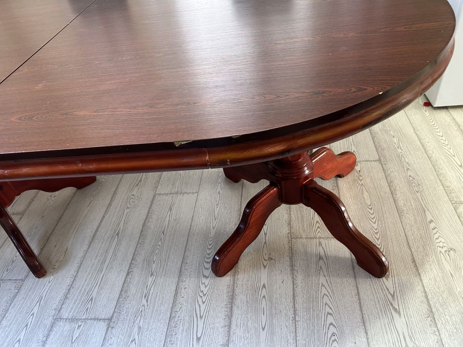 Продам стол