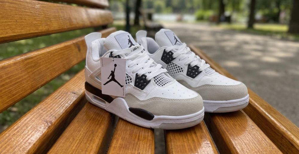 Adidasi Jordan 4 Retro Crem Military Unisex