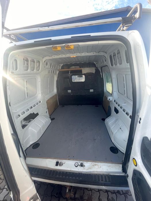 FORD Transit Connect 2010 — imagine 3
