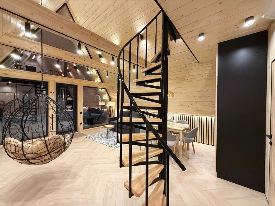 Дом в стиле A-frame (приватная територия)