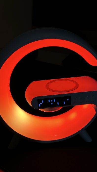 Vând lampa birou 4 in 1 .