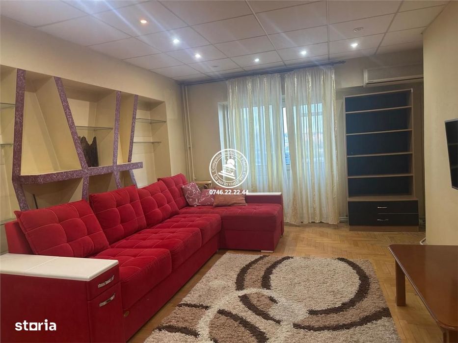 Apartament 4 camere de vanzare Pacurari — fotografia 1