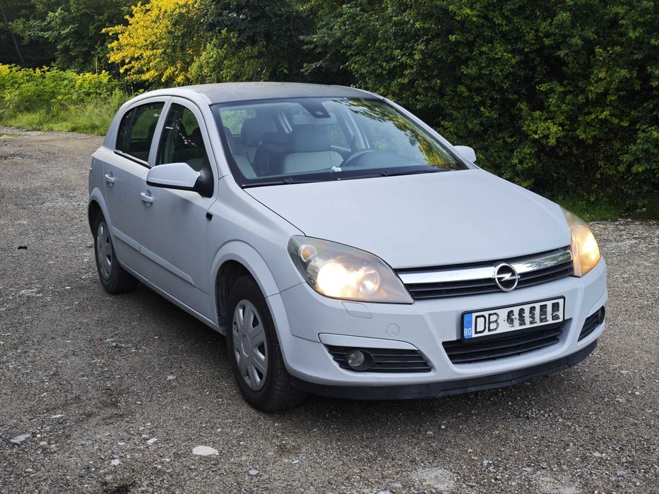 Opel Astra H 1.4 Benzina + GPL - auto personal inmatriculat, distributie pe lant