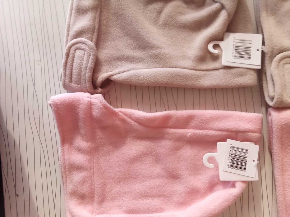 Бебешки шапки и други