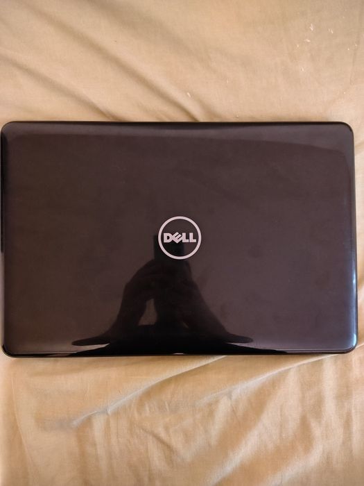 Vând Laptop Dell Inspiron 17 predare personala doar în Timișoara