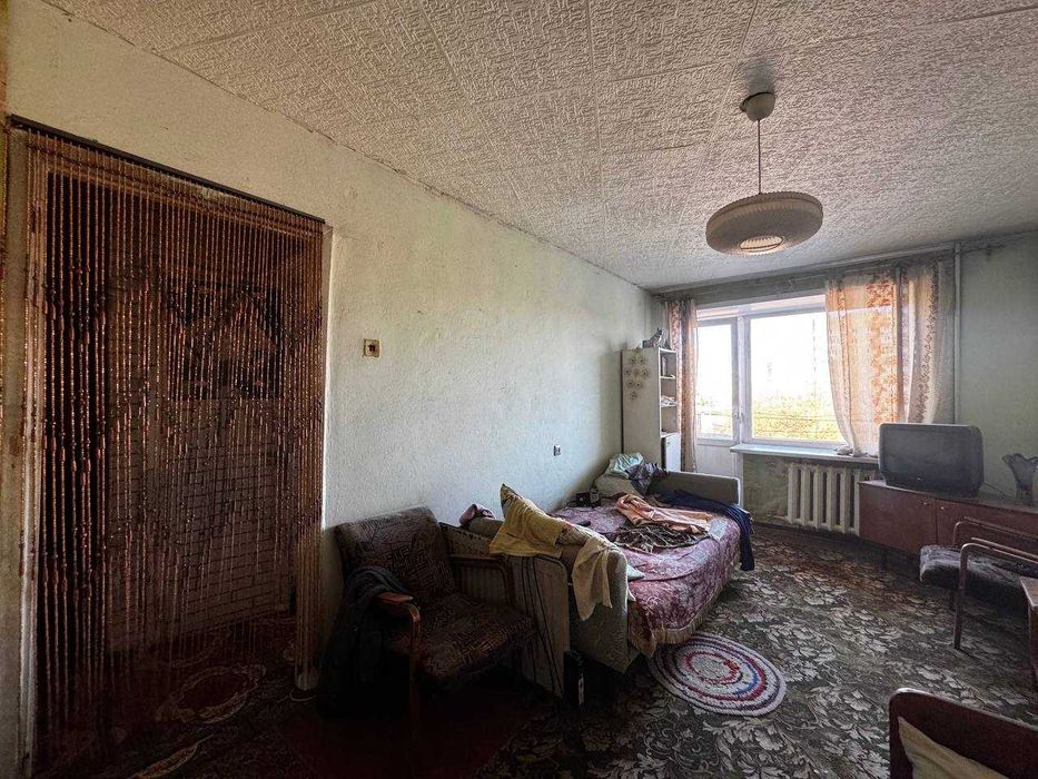 Продам 1,5 на Абая 3