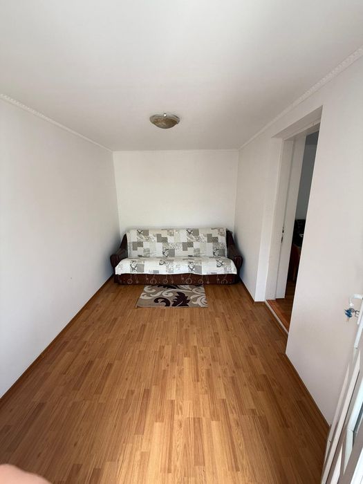 Casă complet renovată de vânzare în Tecuci – gata de mutat!