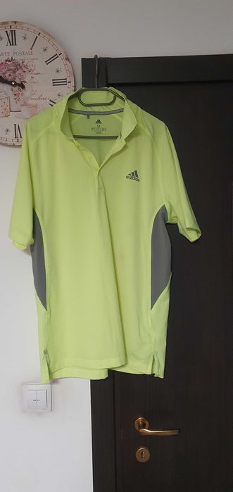 vând 8 tricouri bărbătești