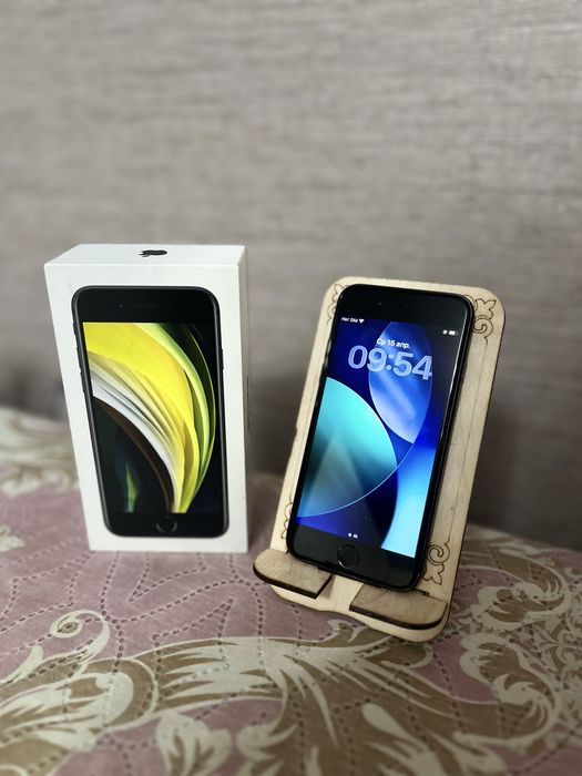 Iphone se 2020 продается