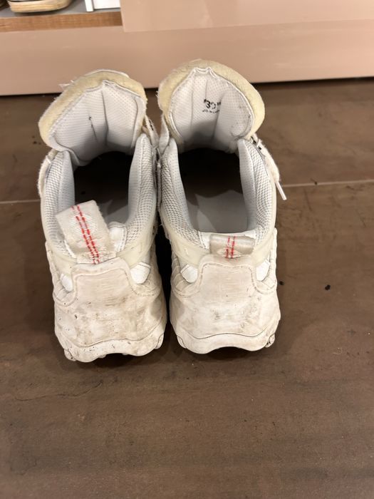 Papuci off white odsy marimea 39 lucaryi mai mici