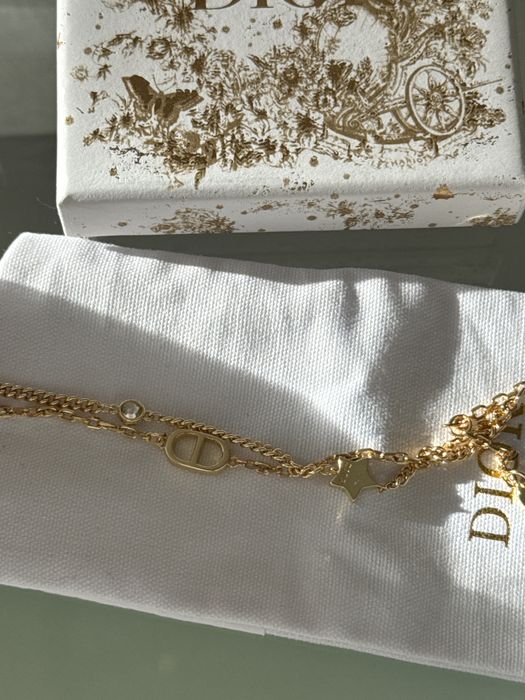 Bratara Dior superba deosebita