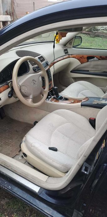 Mercedes Benz E270-2003/2.7 CDI/177cc-всичко платено БАРТЕР