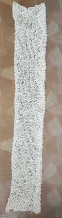 Продаëтся белый шарф