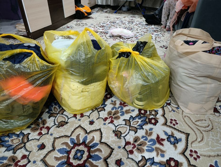 Отдам  вещи  за фрукты