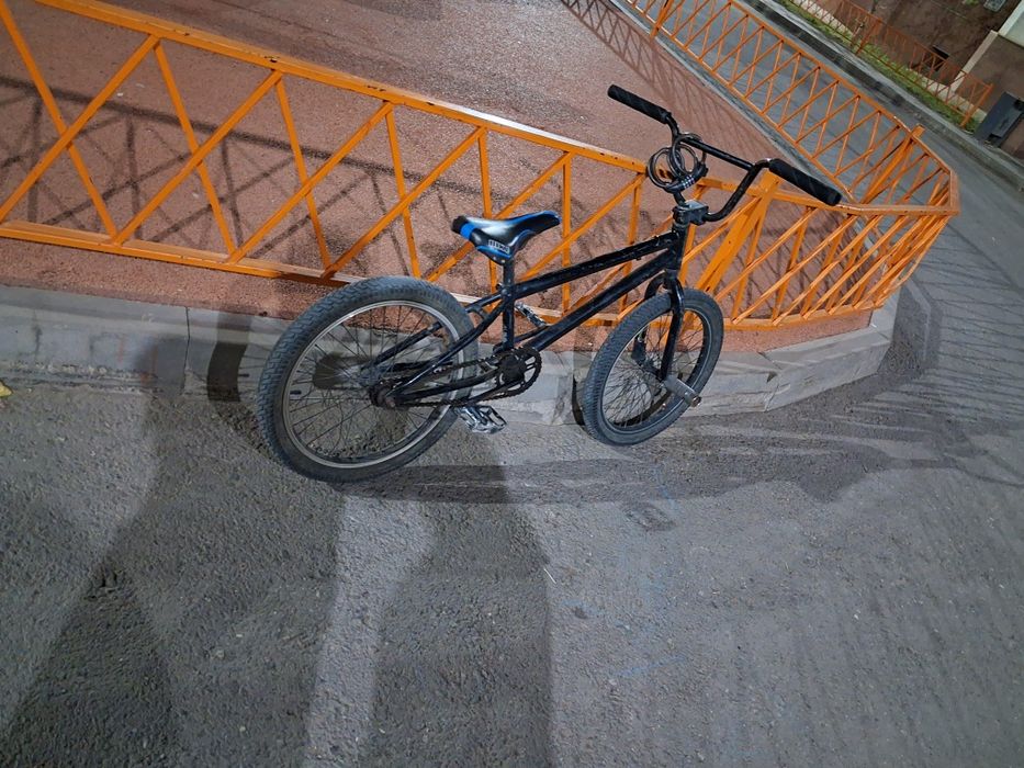 Велосипед BMX срочно