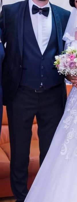 Costum mire/nas marimea 50