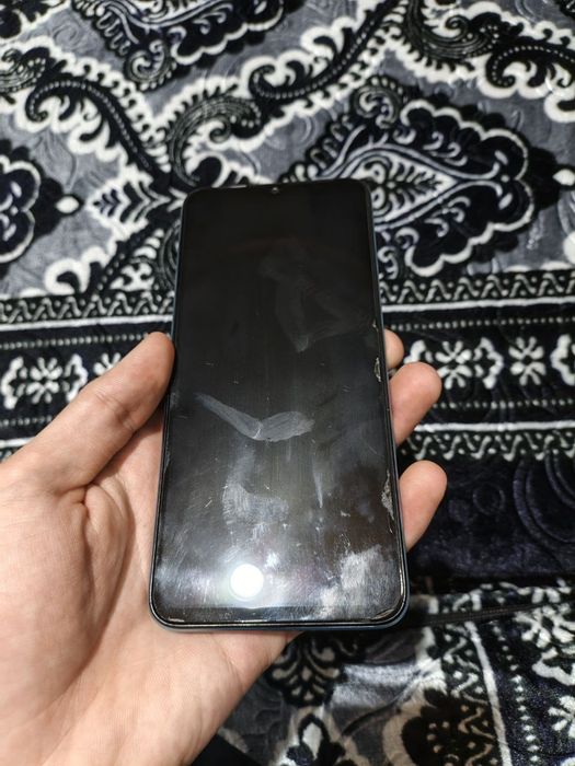 Oppo A57 s 4/64 holati idial