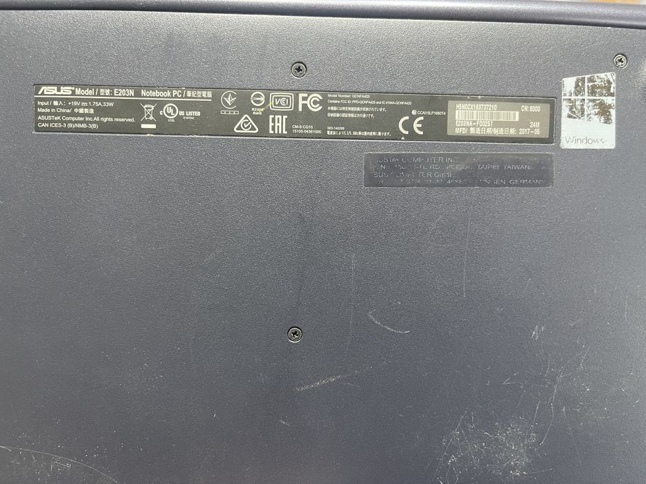 Laptop Asus 2 bucati nefunctionale ptr piese