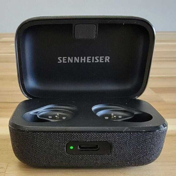 Carcasa Sennheiser momentum 4 TW