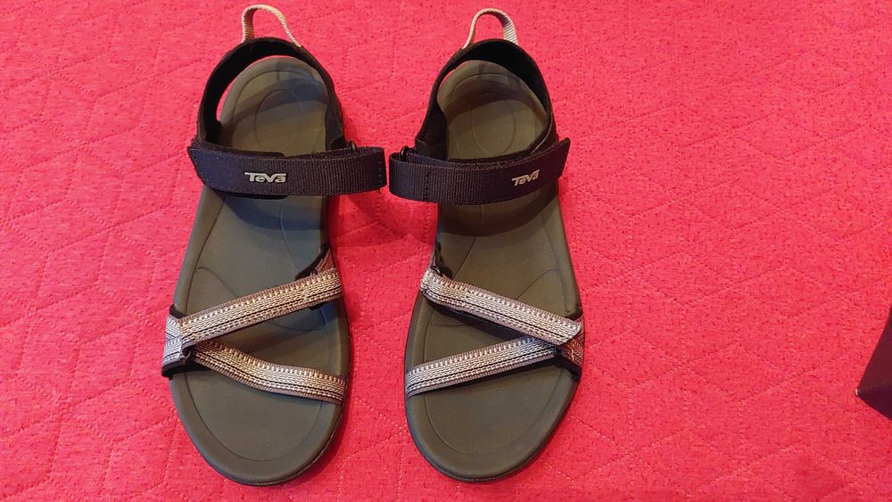 Нови дамски туристически сандали TEVA VERRA, размер 37