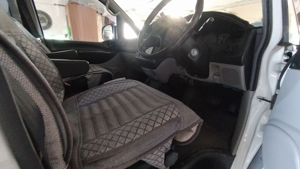 Продам машину Делика 2005года