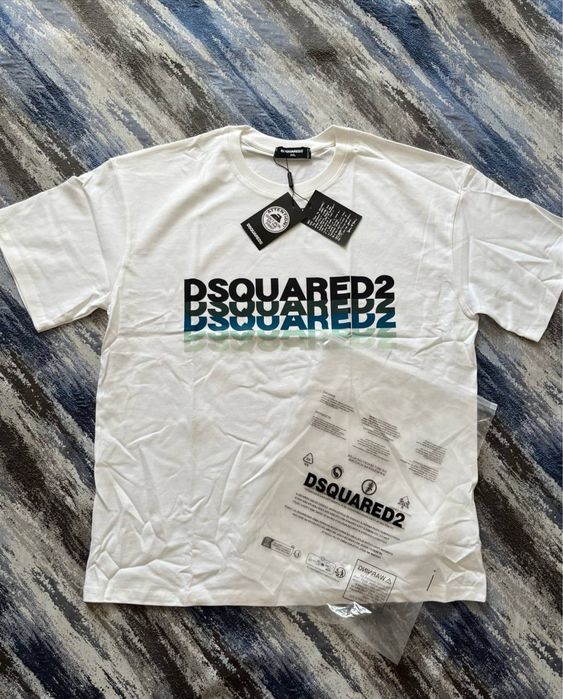 Футболка DSQUARED2
