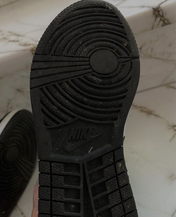 Маратонки Nike air черно със зелено промо цена 37 номер