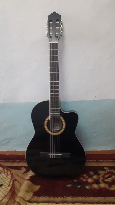 Гитара классическая