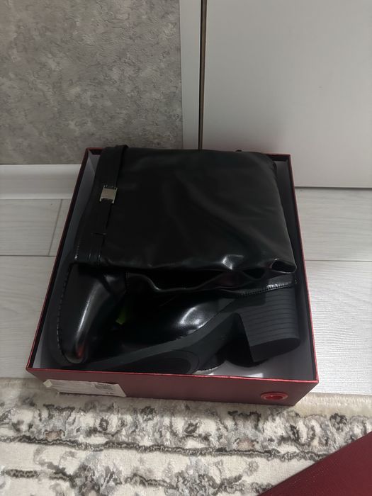 Модные сапоги труба