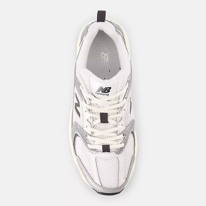 Новые New Balance 530